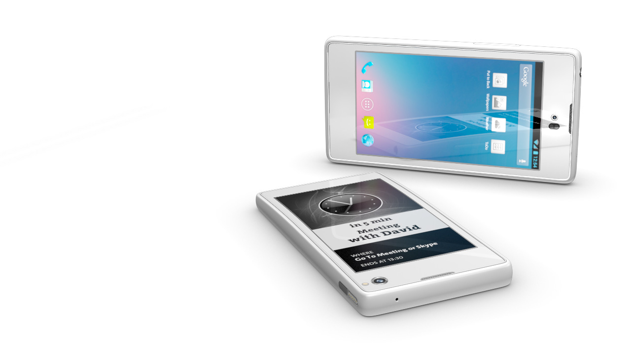 Dual Screen YotaPhone Features LCD and E Ink Display