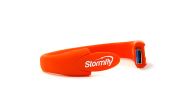 Wear Your Operating System with StormFly
