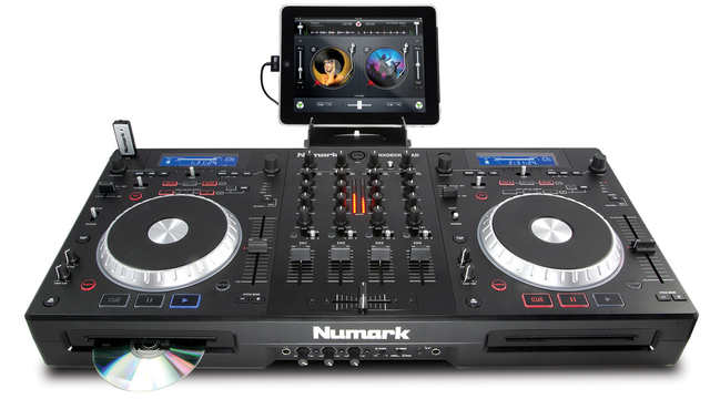 Numark Mixdeck Quad Universal DJ System