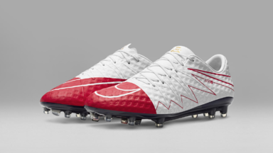 Nike Football Introduces Special edition Hypervenom WR250
