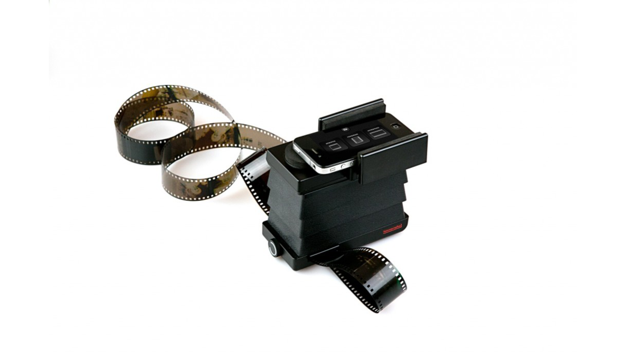 The Lomography Smartphone Film Scanner